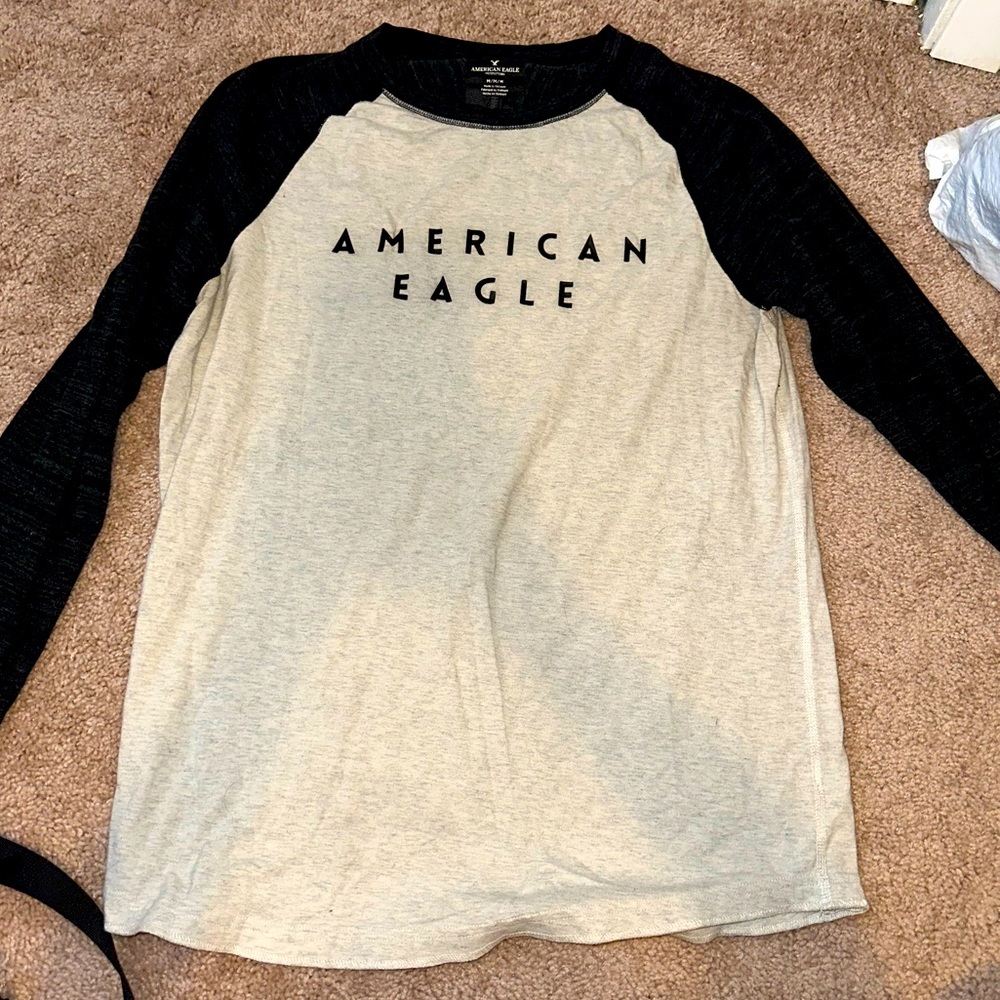 Men’s American Eagle long sleeve shirt